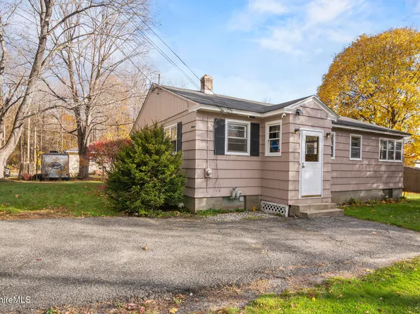 11 McAllister St, Pittsfield, MA 01201