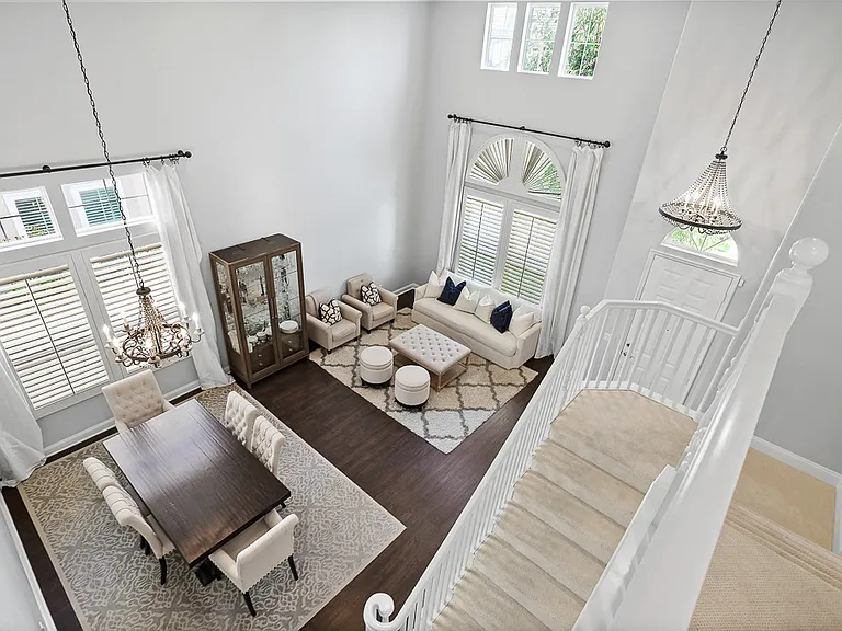 2450 Elden Ave #E — Photo 14