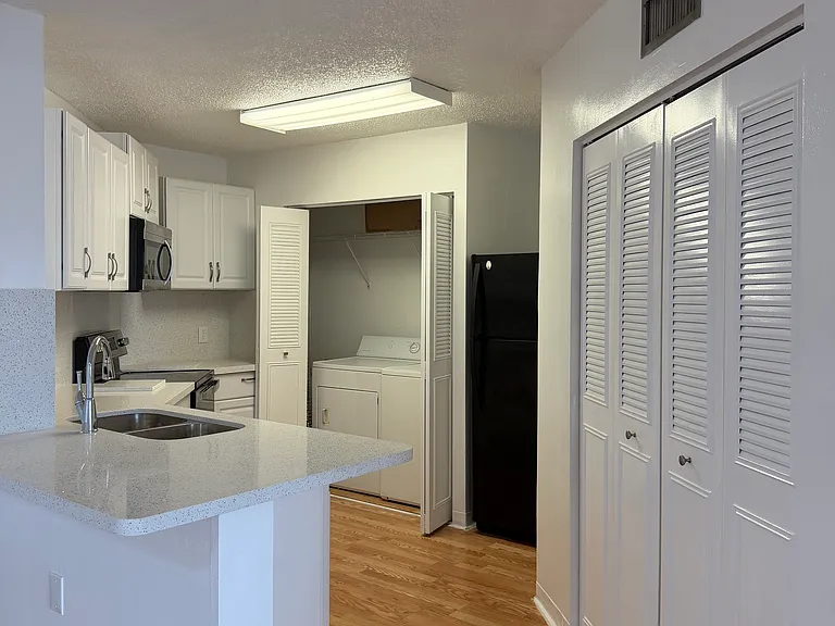 6272 NW 186th St #311 — Photo 7