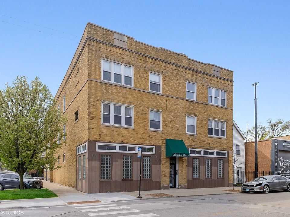 1st image of 3102 N California Ave #3N