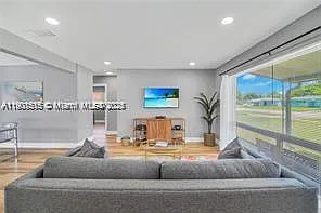 410 Pennsylvania Ave — Photo 6