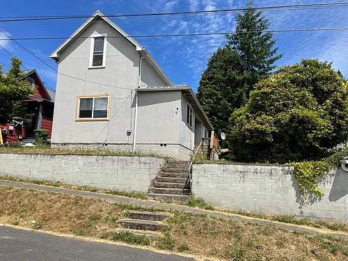 350 NE 6th St Photo 1 350 NE 6th St Photo 1