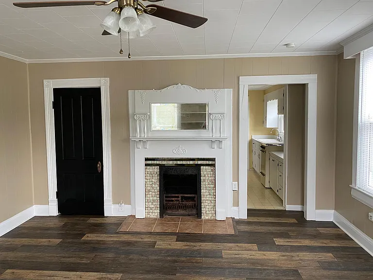 312 Aden St #5 — Photo 10