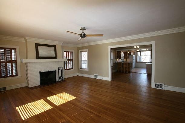 1st image of 13842 Clifton Blvd #2
