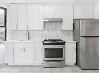 221 Ridge St APT 1, Newark, NJ 07104