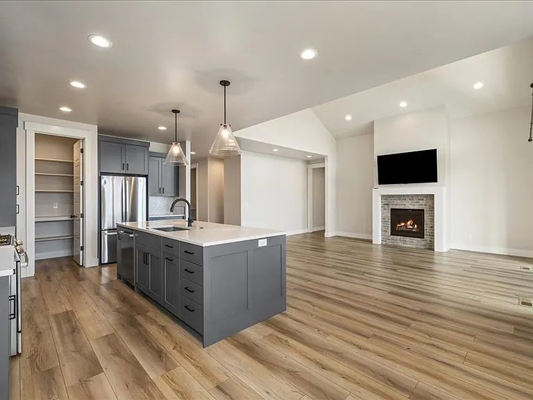 10273 Loneleaf Dr — Photo 16