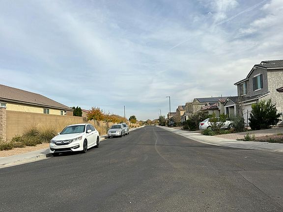 4th image of 18037 W Encinas Ln
