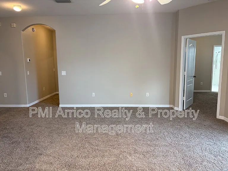 3922 Washburn Pl — Photo 9