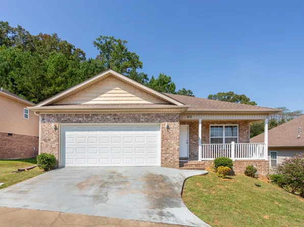 90 Lindy Ln, Oxford, AL 36203