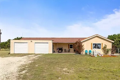 1400 Private Road 701