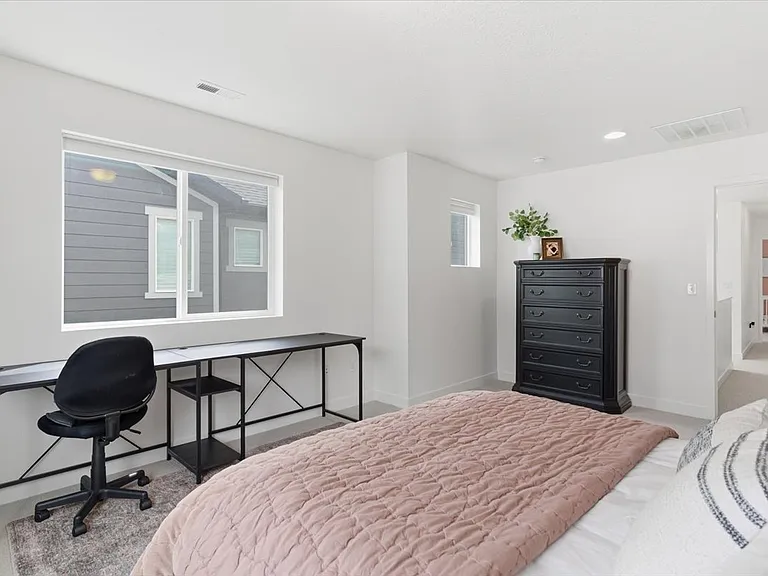 3332 W 3745 S — Photo 15