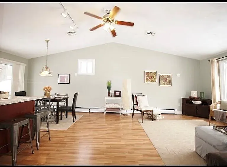 15 Atlantic Ave — Photo 6