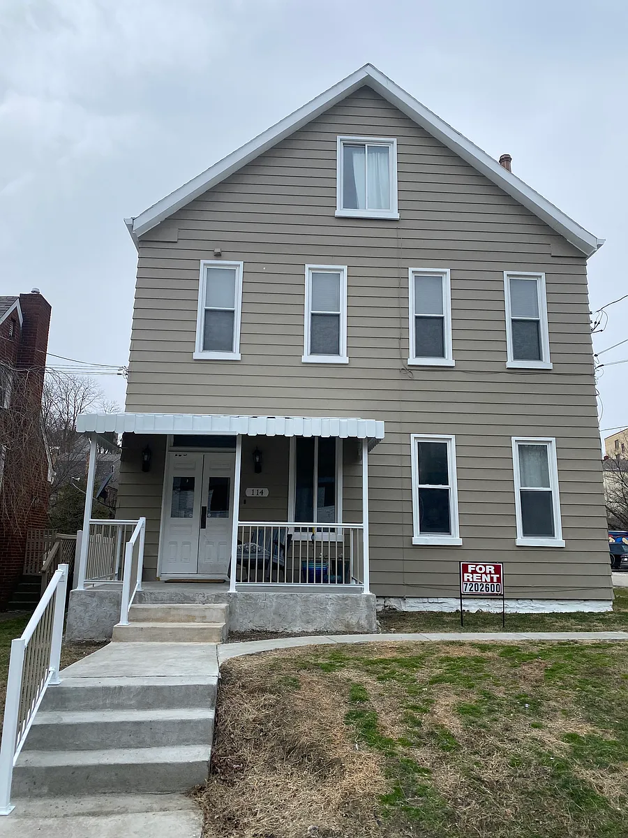 Building Photo - 114 Olympia St #1