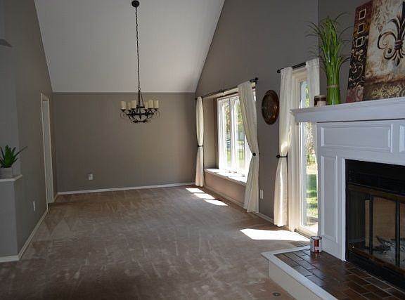 3rd image of 2527 N Plumthicket Ct