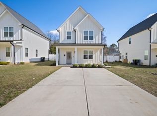 1637 Berry Ave, Henderson, NC 27536