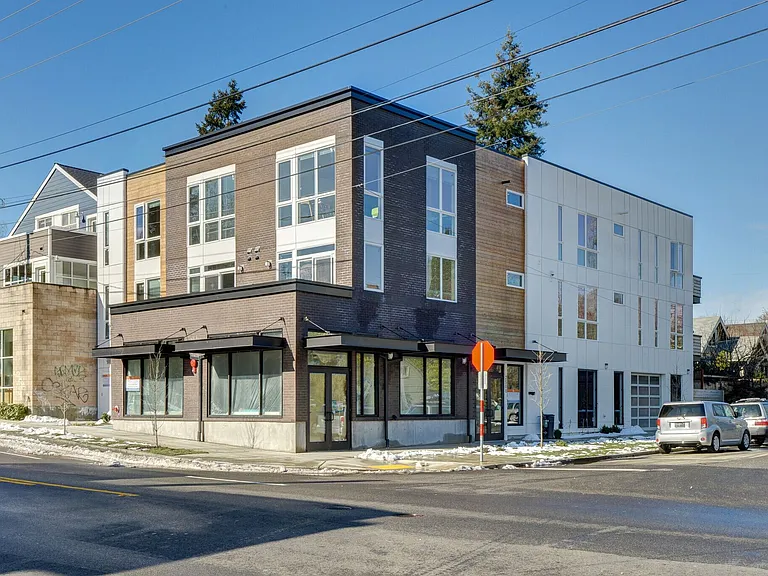 2508 N 50th St — Photo 18