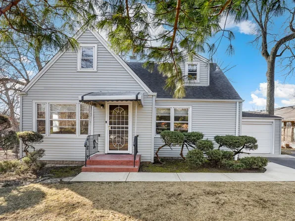 7351 W 127th St, Palos Heights, IL 60463