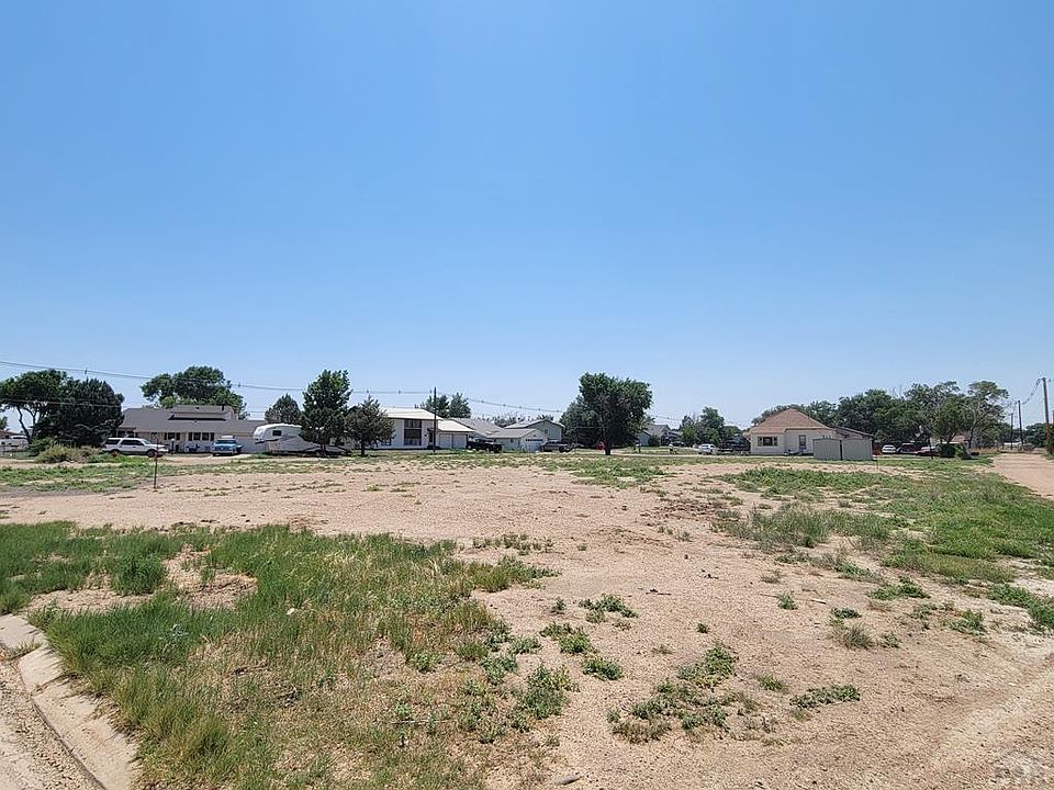 2nd image of W 6th St