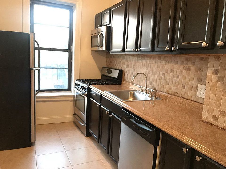 1st image of 3149 29th St APT D6