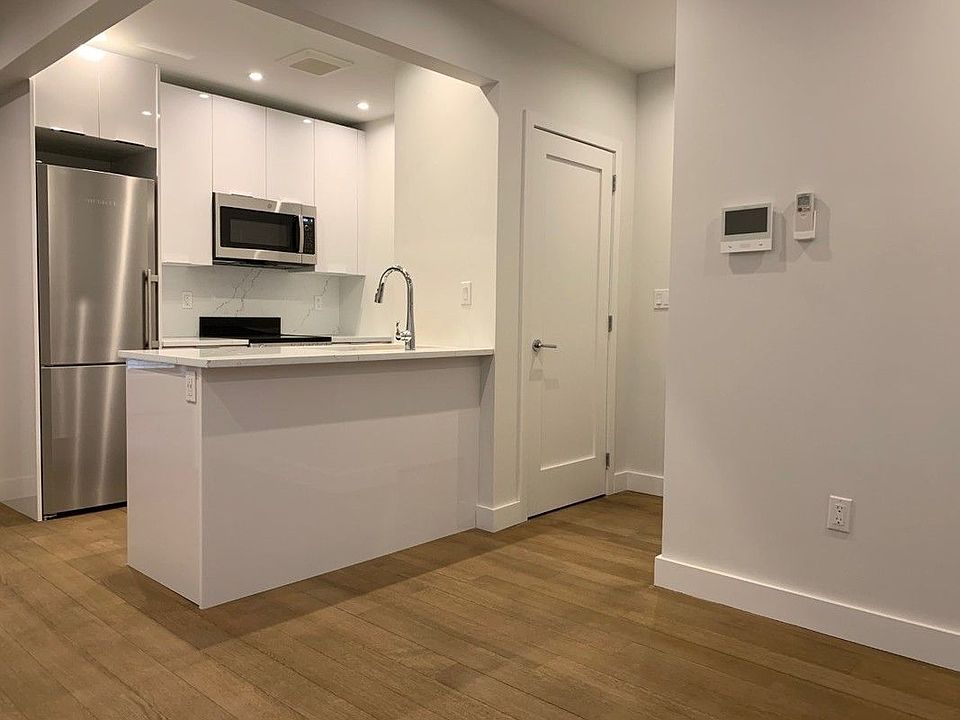 1st image of 1064 Madison Ave APT 16