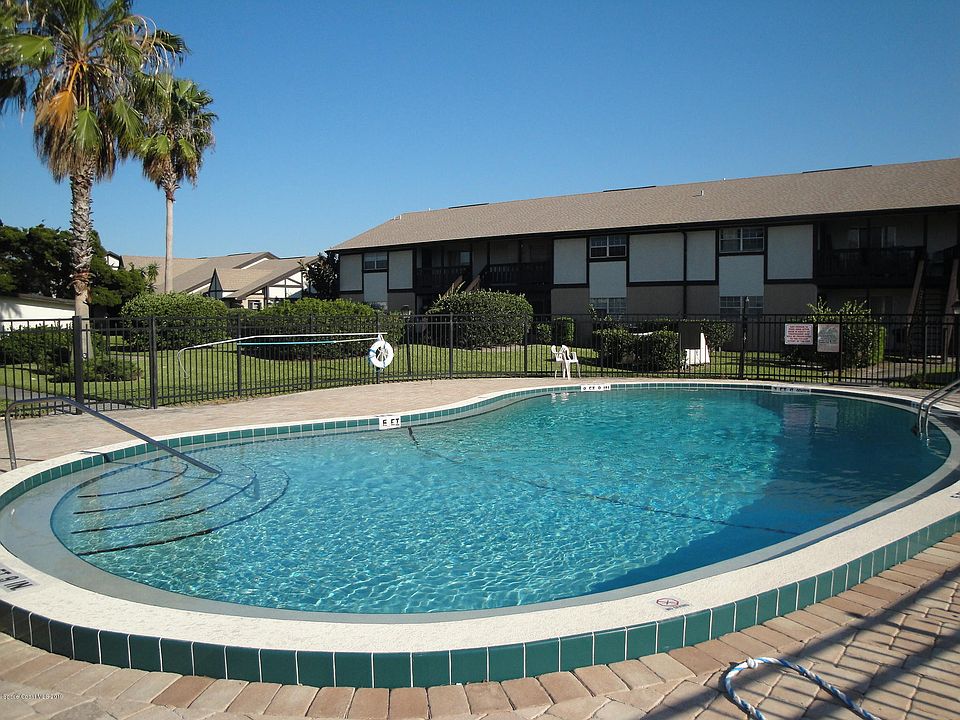 1st image of 147 Cambridge Ln #147