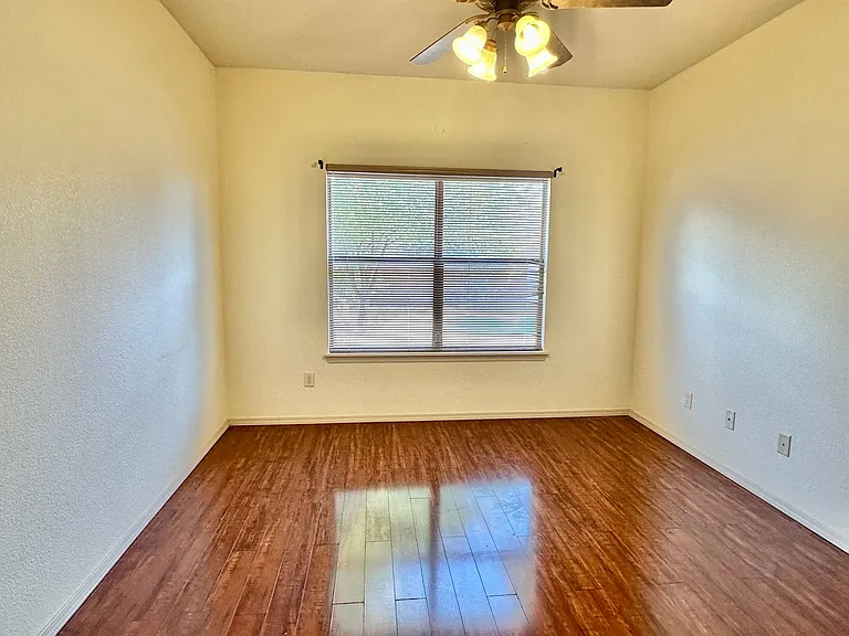 1104 San Miguel — Photo 19
