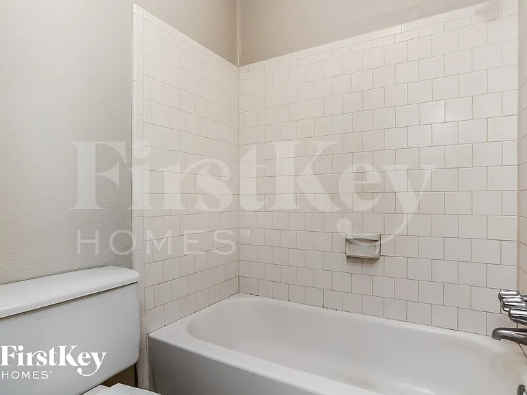 24119 Lone Elm Dr — Photo 9