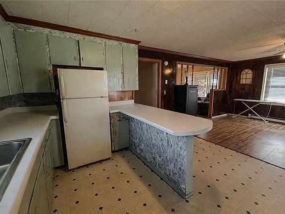 4th image of 206 Collingwood Dr