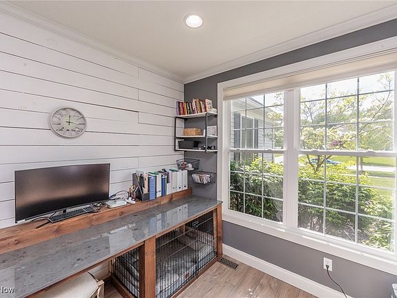 5th image of 3195 Napa Blvd