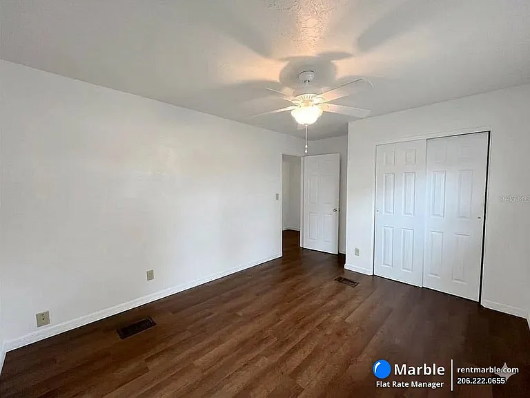 501 SE 14th St — Photo 5