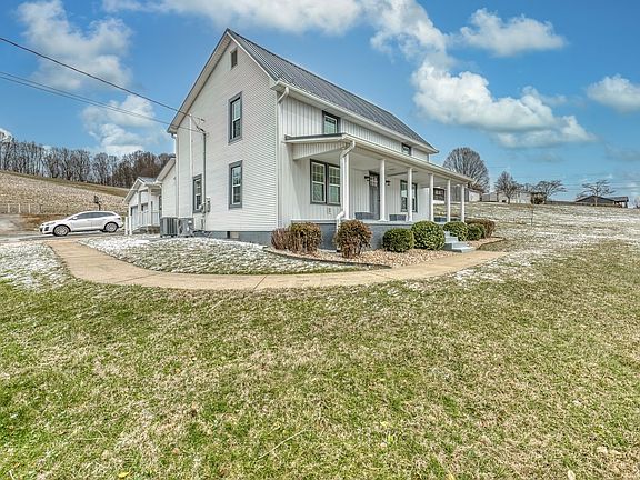 2nd image of 2699 Island Rd