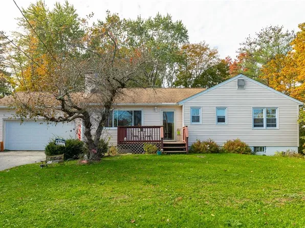 18 Mountain View Drive, Pleasant Valley, NY 12569