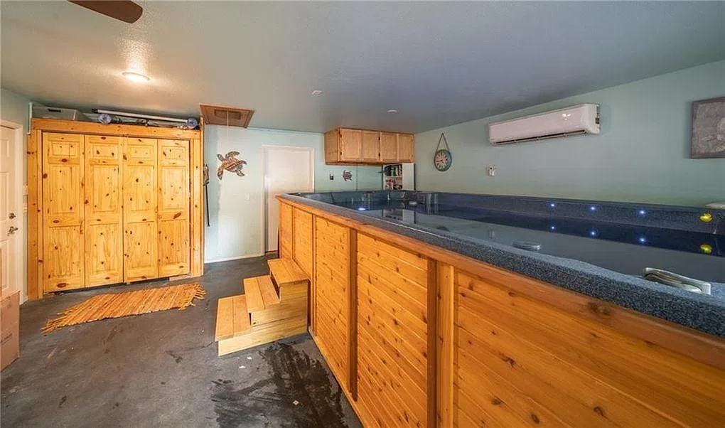 821 S Summit Dr — Photo 4