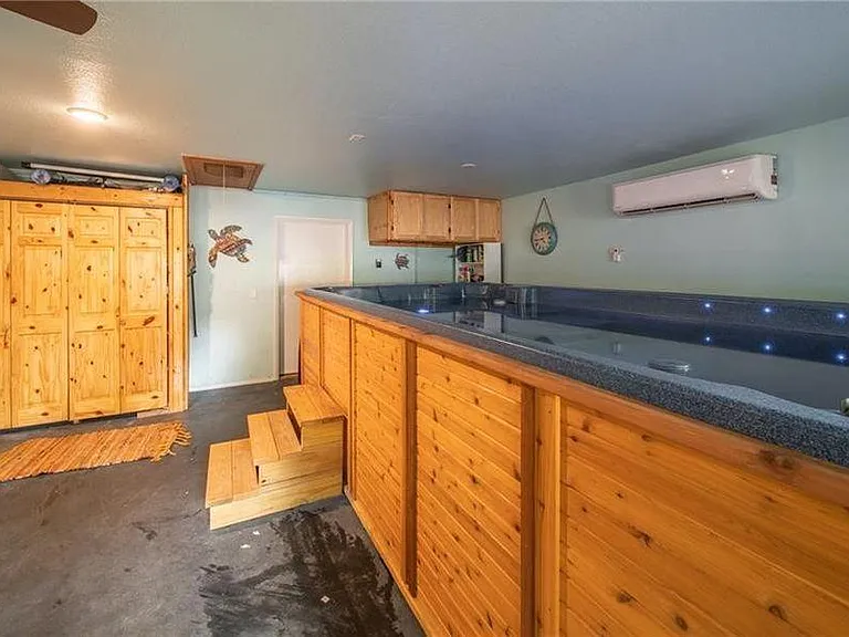 821 S Summit Dr — Photo 6