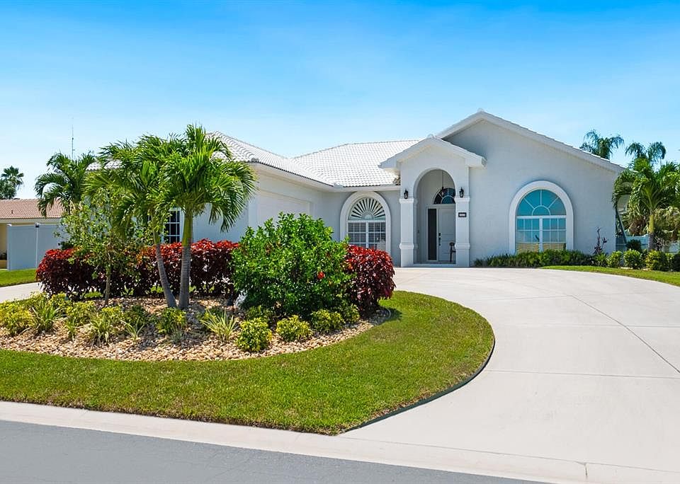 1st image of 423 Bellini Cir