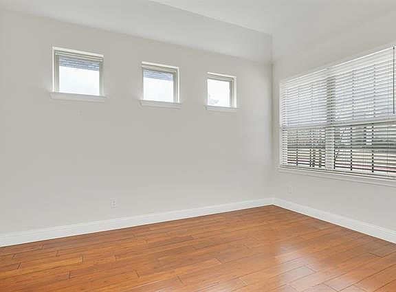 3rd image of 5301 Cornerstone Dr