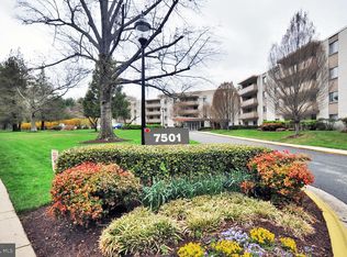 7501 Democracy Blvd APT B122, Bethesda, MD 20817