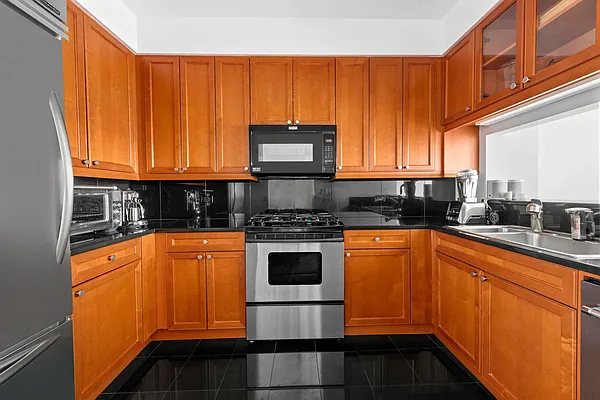 Rented by Corcoran | media 22