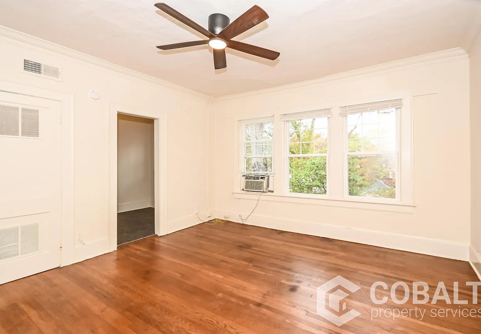 1 bed, 1.0 bath, 842 sqft, $1,700 — Photo 3