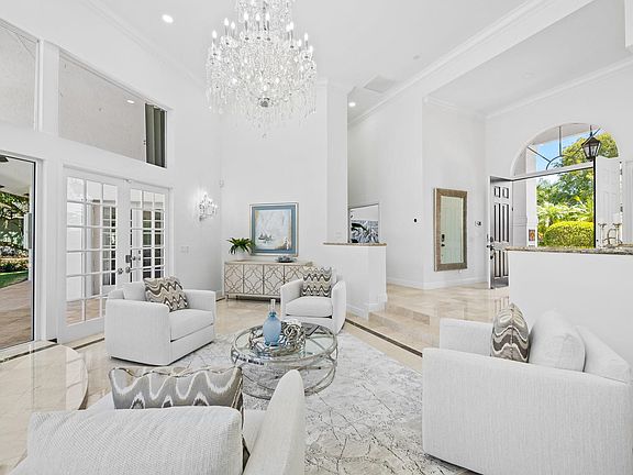 4th image of 8618 Sawpine Road