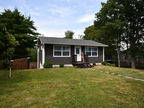 551 College Rd, Colchester, NS B2N 2R1