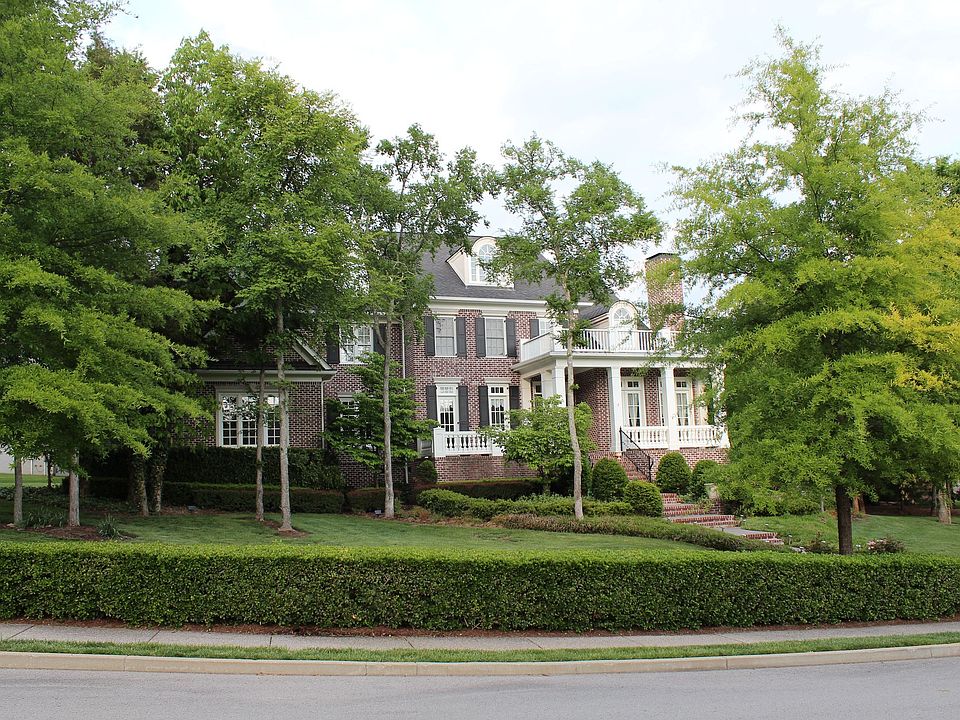 Springtime in LaurelBrooke