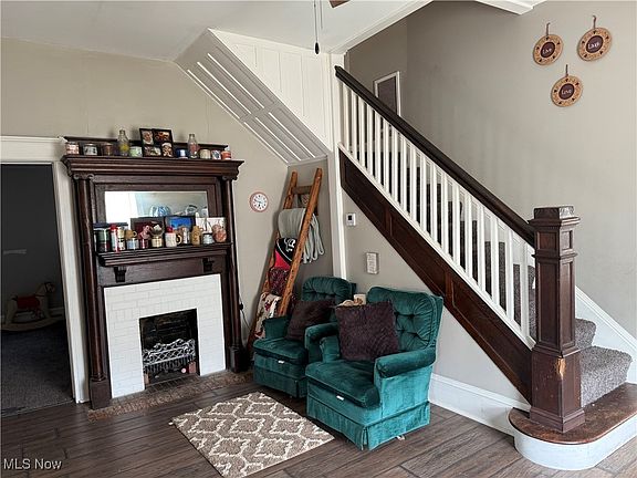 4th image of 118 Woodland Ave