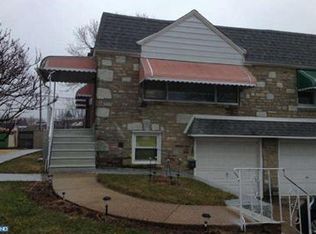 9947 Woodfern Rd, Philadelphia, PA 19115