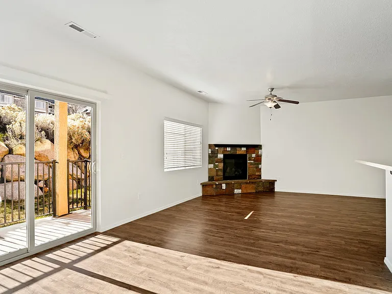 Spacious Townhome Living & Dining Room