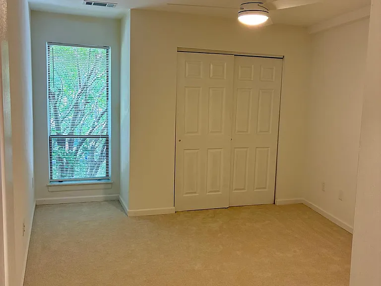 5772 Rexford Ct #G — Photo 21