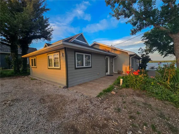 132 Kahola Rd, Council Grove, KS 66846