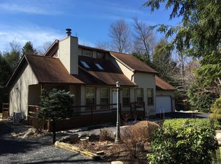 5140 Hounds Ear Rd, Tobyhanna, PA 18466