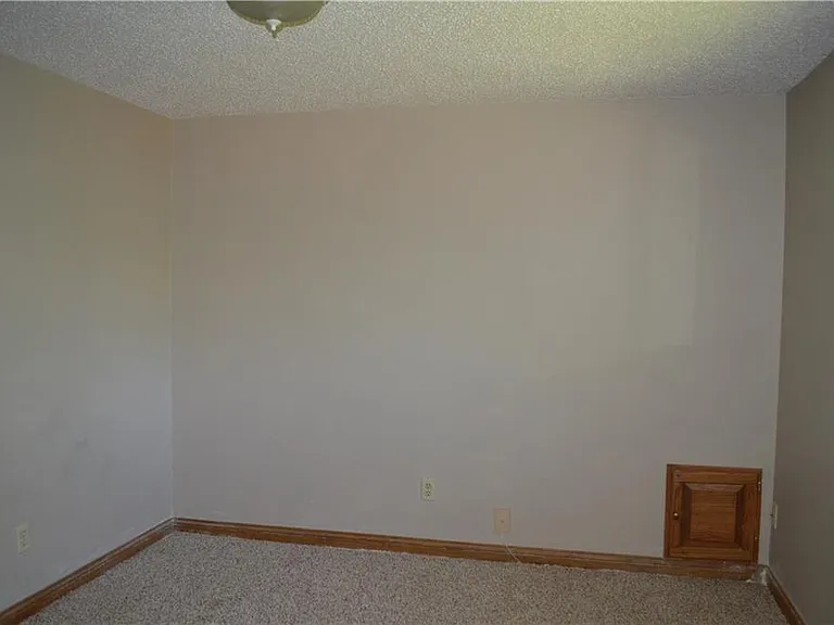 4816 Michael Dr — Photo 10