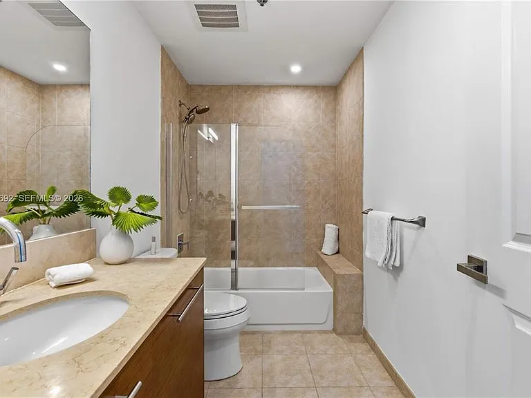 2641 N Flamingo Rd #2605 — Photo 18